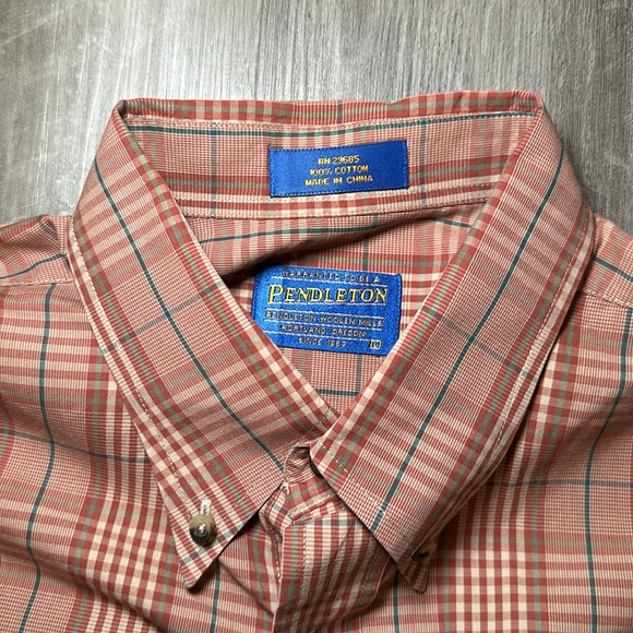 Pendleton Long Sleeve Button Down - Large - Picture 6 of 6